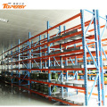 Fabricação de sistemas de estantes de paletes de armazenamento em aço para serviços pesados